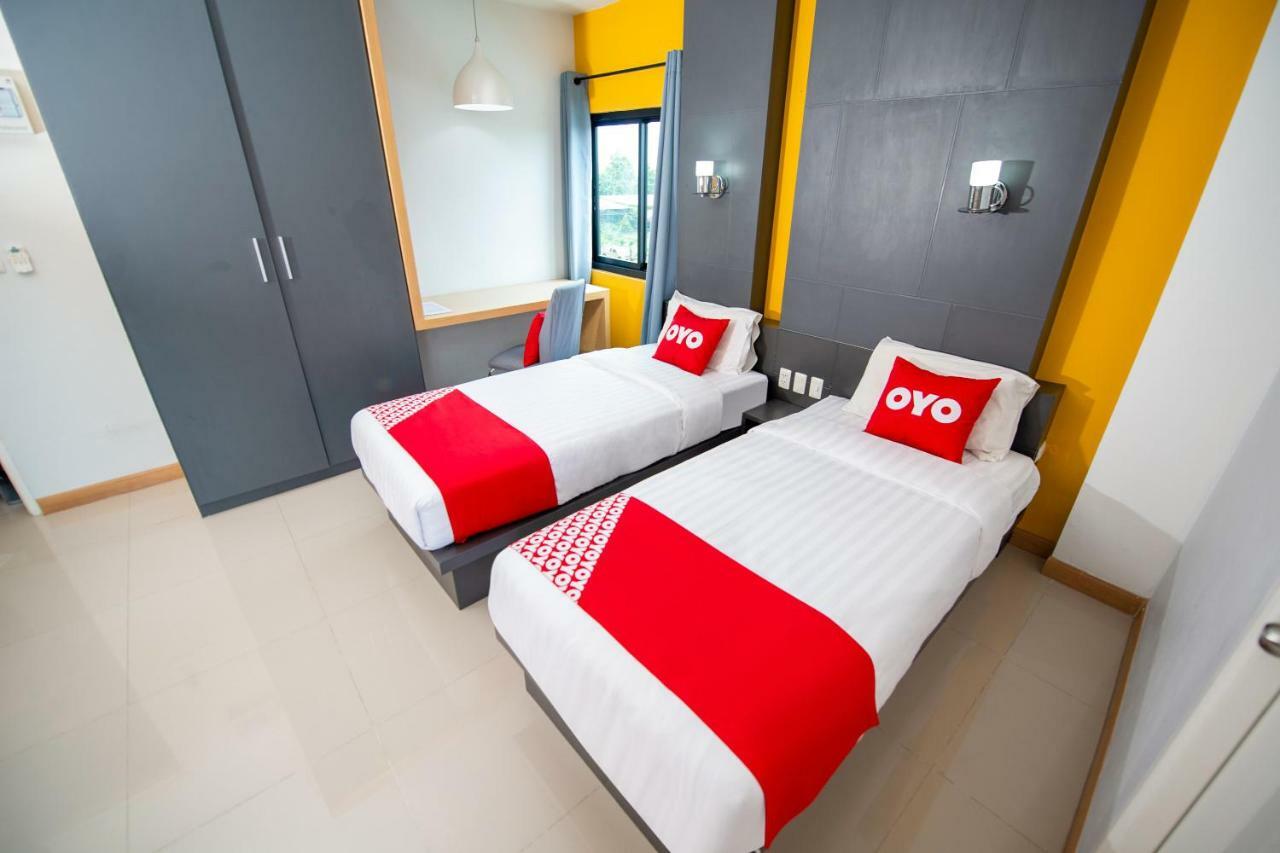 Oyo 303 Phoomjai House Chalong Exterior foto